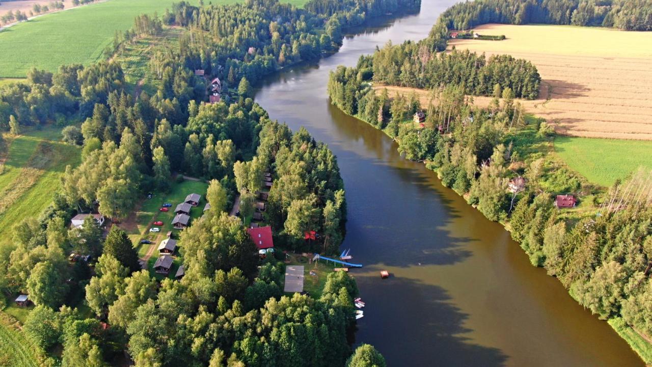 Autokemp Komornik Kunžak Exteriör bild